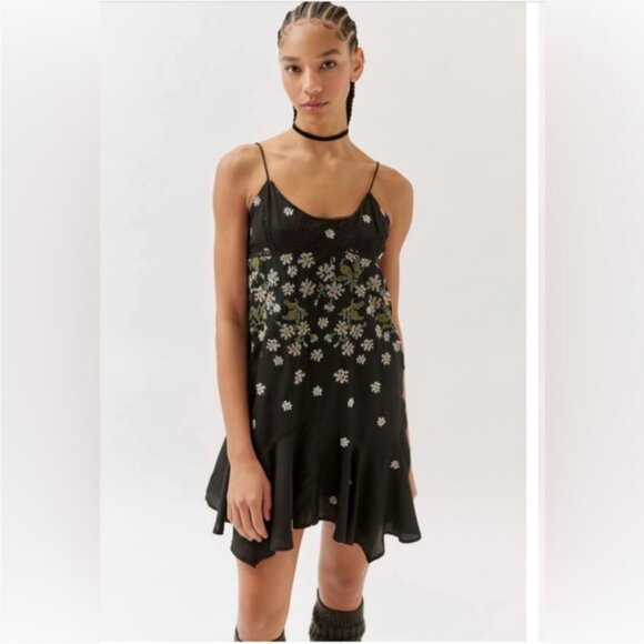 Urban Outfitters | Sienna Asymmetrical Embroidered Mini Dress Black New Large - Picture 1 of 8